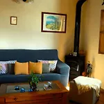 Mit Schwimmbad Nur Fuer Erwachsene By Interhome بيت للعطل
